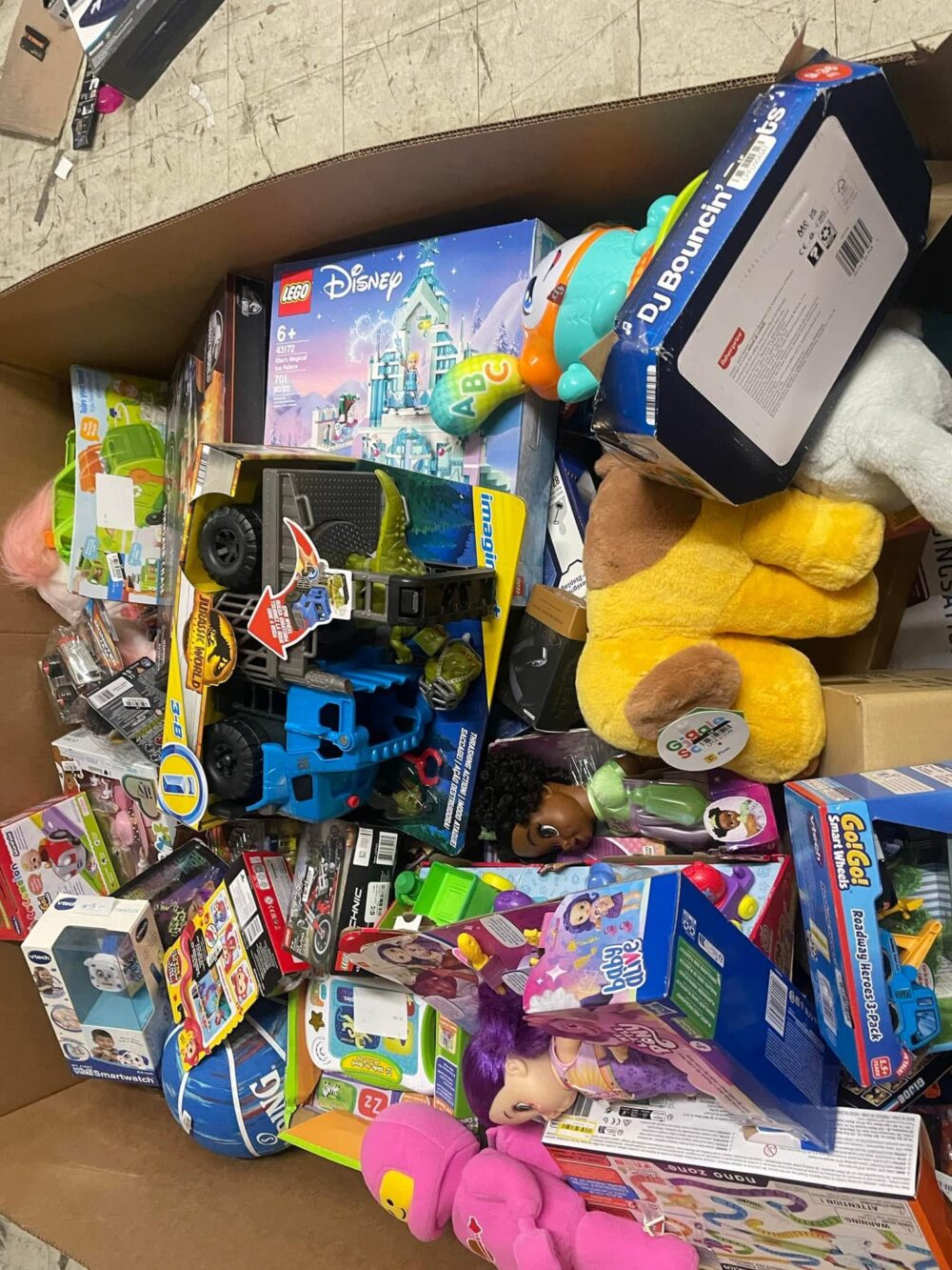Target Toy pallets - Image 14