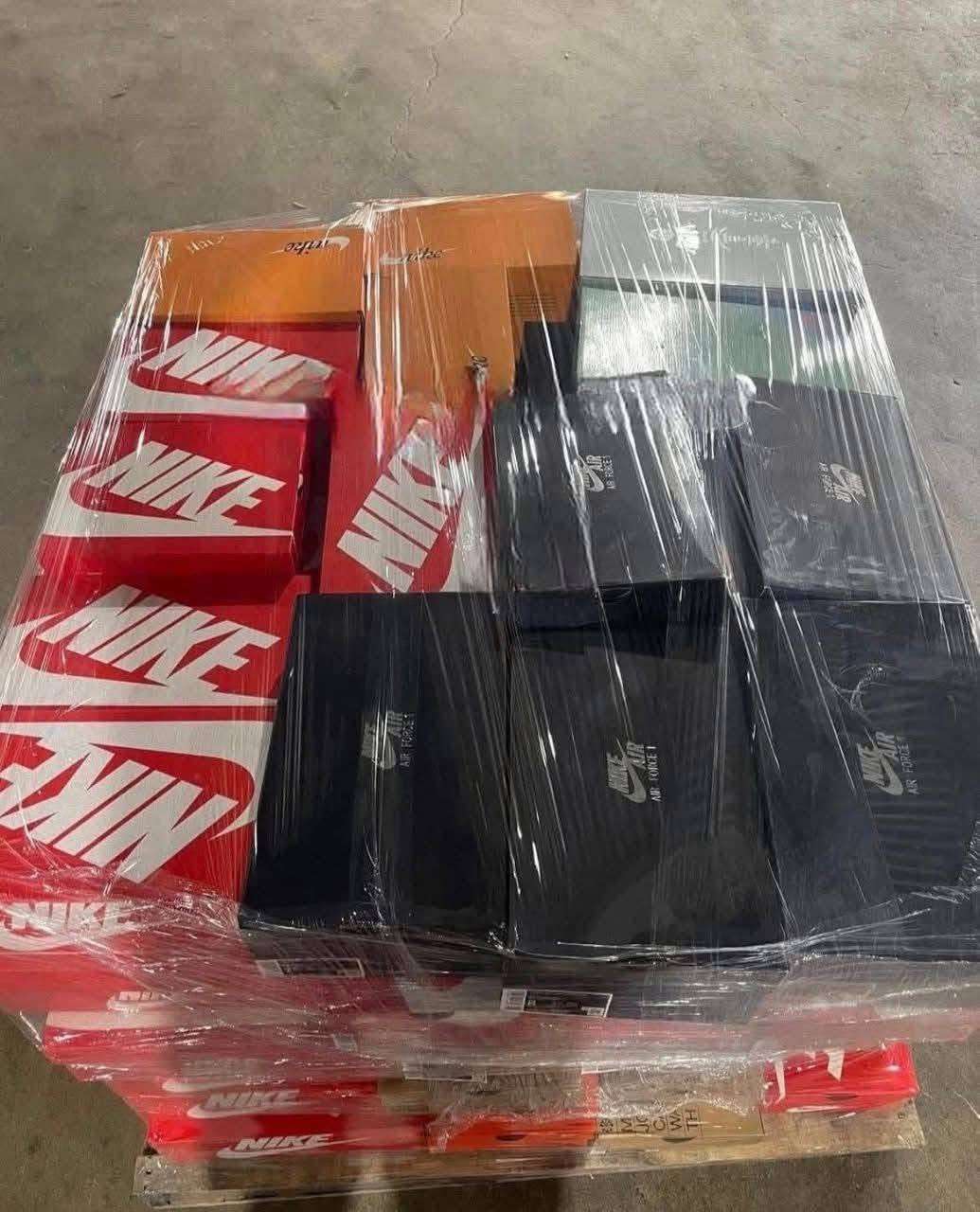 Nike and Jordans Sneakers Pallets