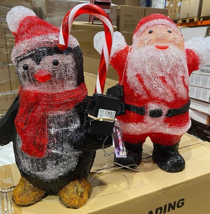 Christmas Decor Pallets - Image 4