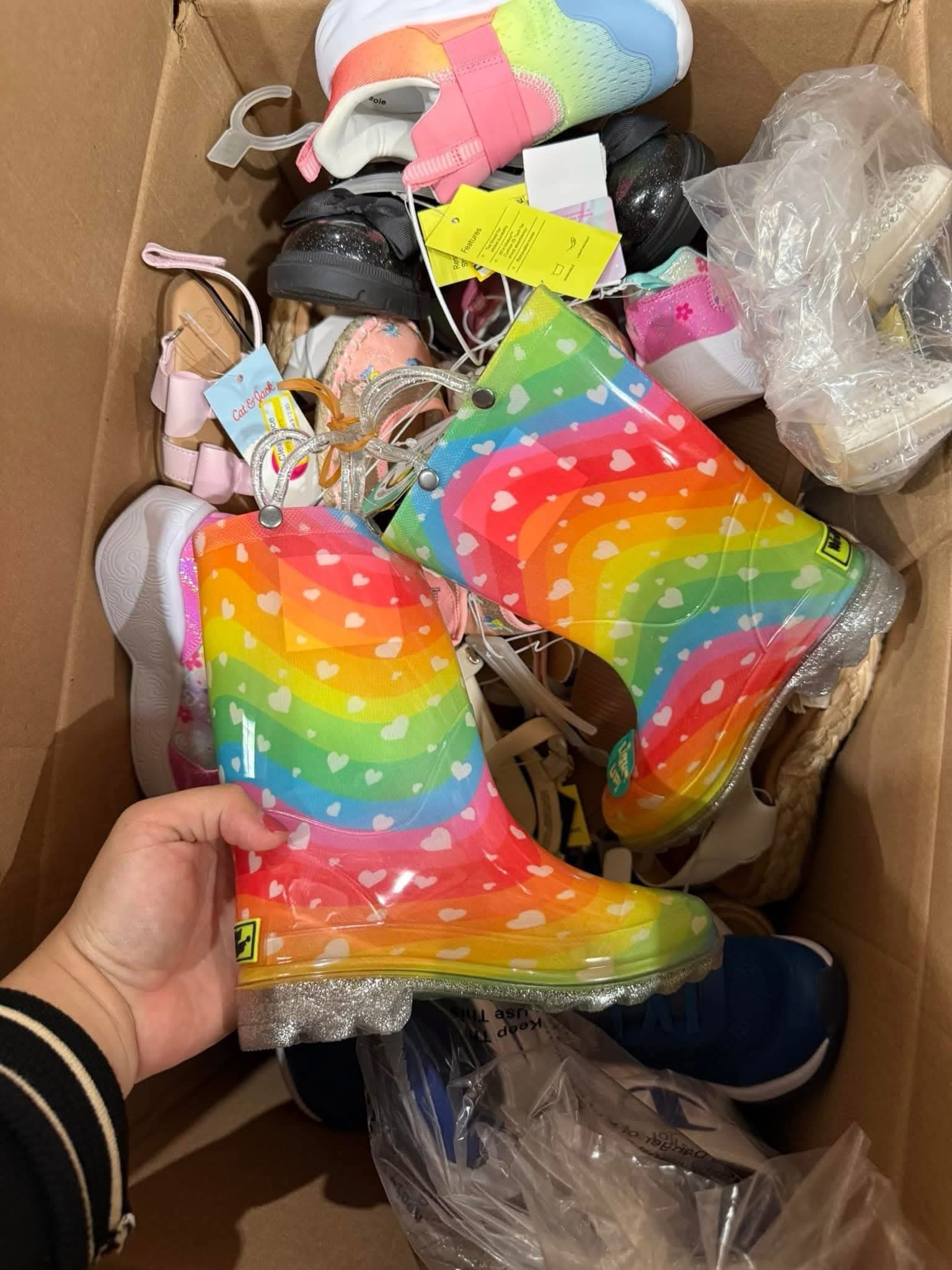 Kids Shoes - Image 4