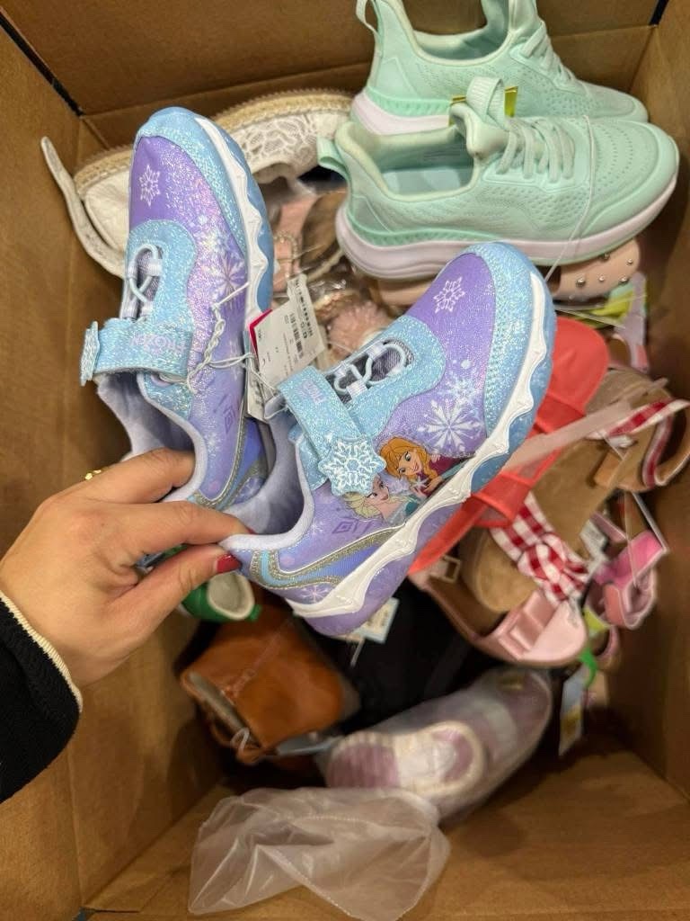 Kids Shoes - Image 7